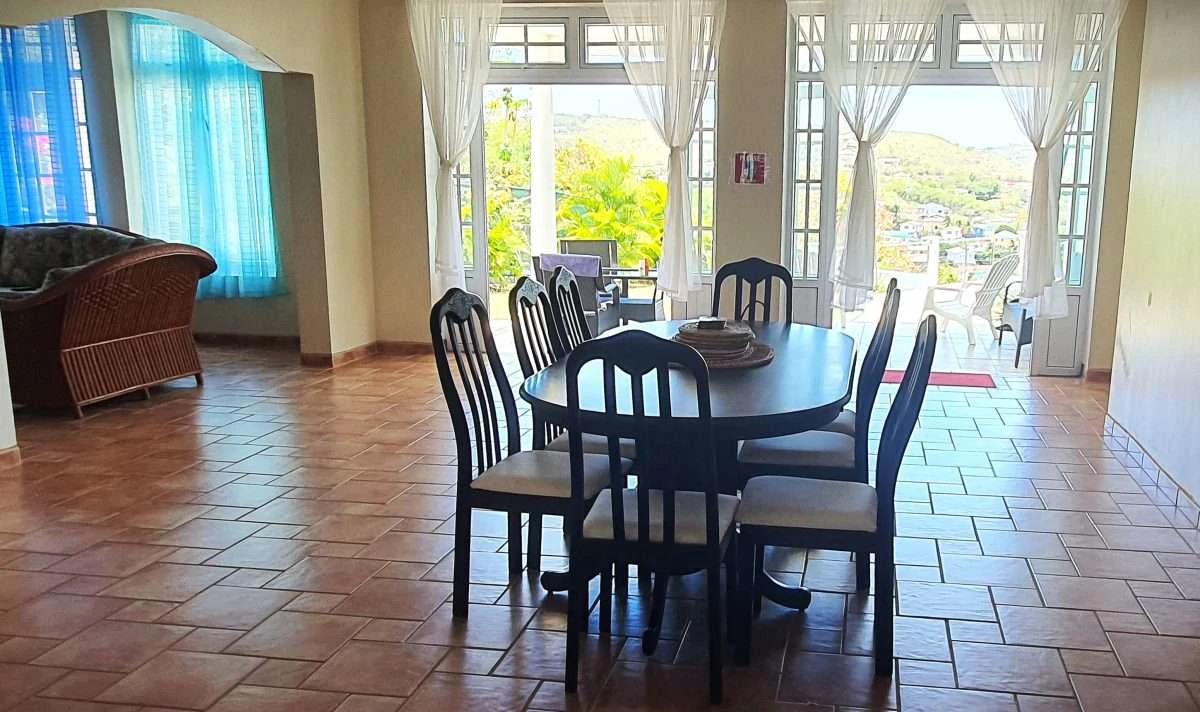 Villa Mantel, Bonne Terre. Under Offer. - Gallery image 7