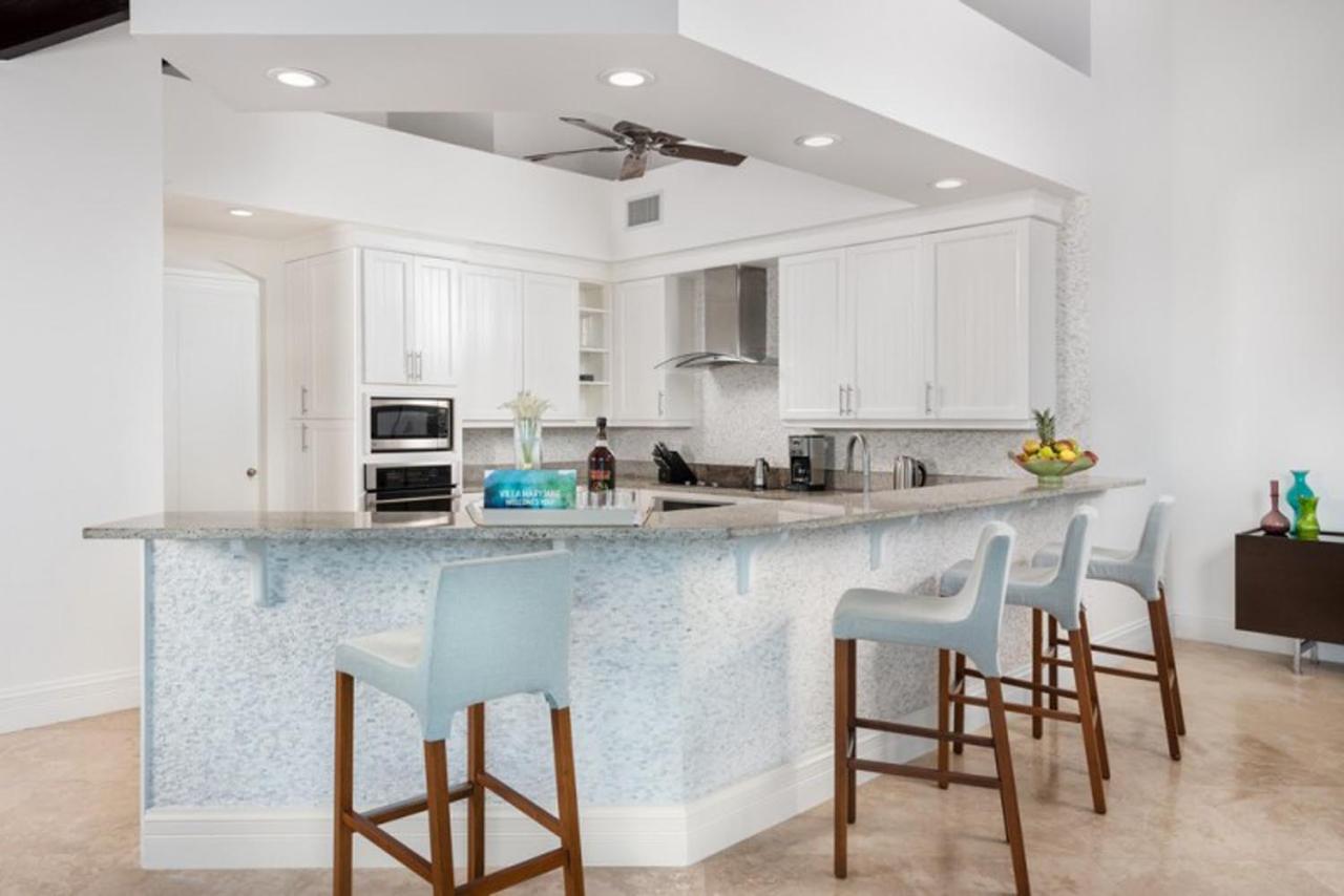 Luxury Water Front Blue Mountain Villa - Gallery image 13