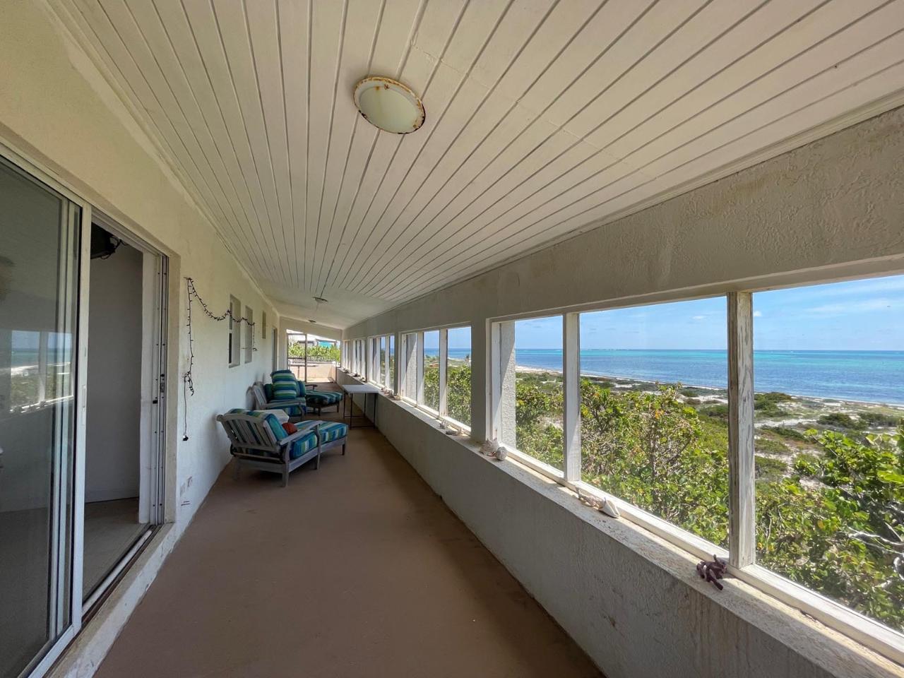 OCEAN VIEW 3 BEDROOM BEAUTY - Gallery image 8
