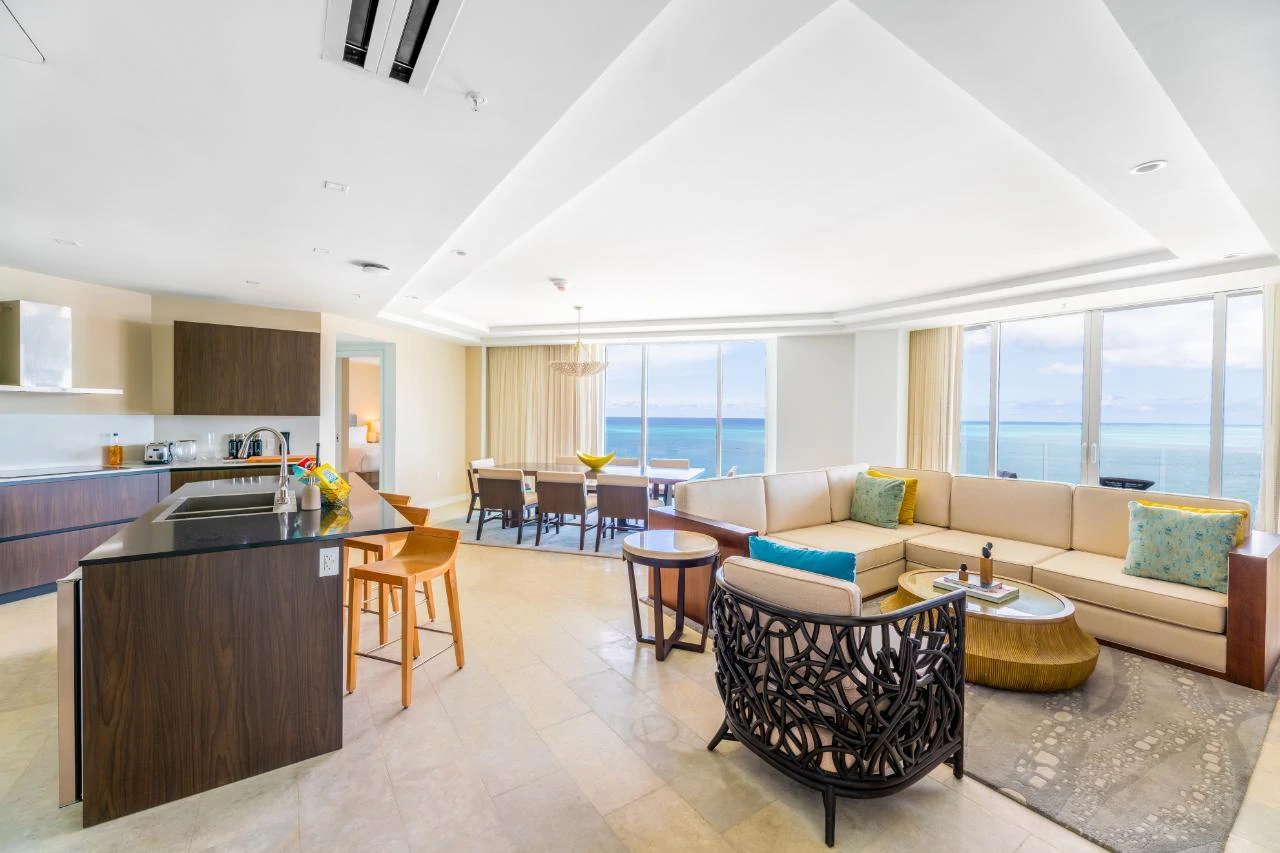 UNIT 1036 RITZ CARLTON 3BR/4BA/DEN/LAUNDRY/GARAGE - Gallery image 4