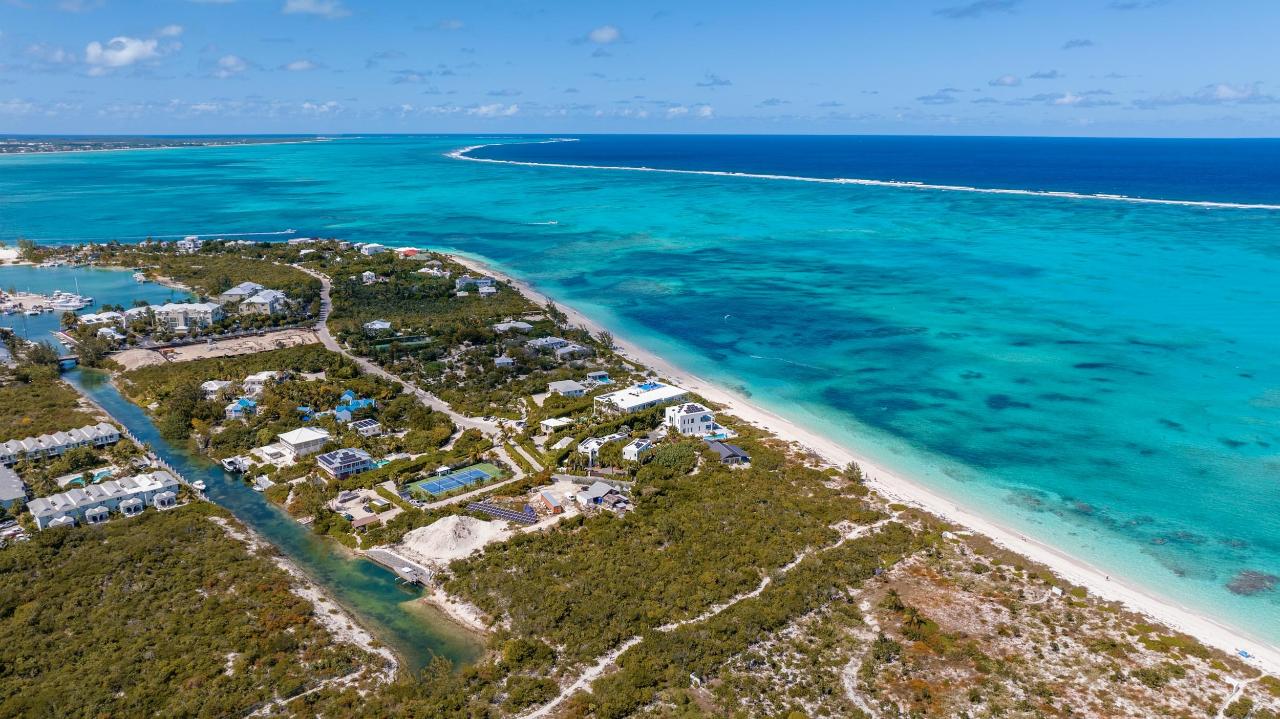 Beachfront Development Land - Gallery image 15