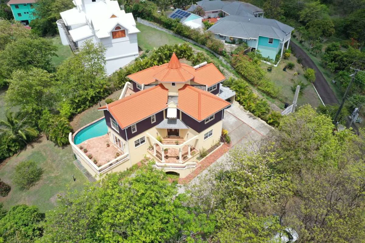 Villa Carisma, Cap Estate. - Gallery image 3