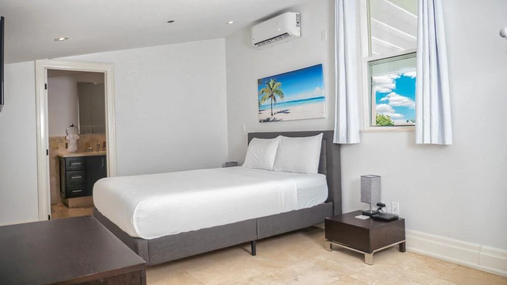 Atrium - Gallery image 32