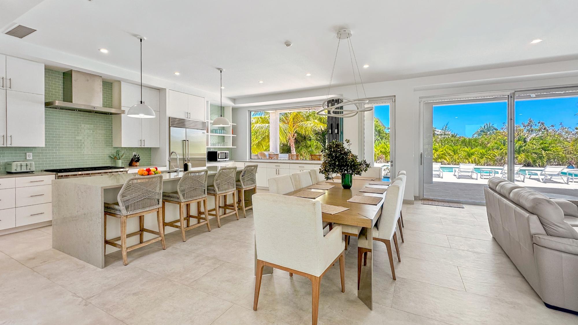 PURE WATER VILLA-HUMMINGBIRD LANE