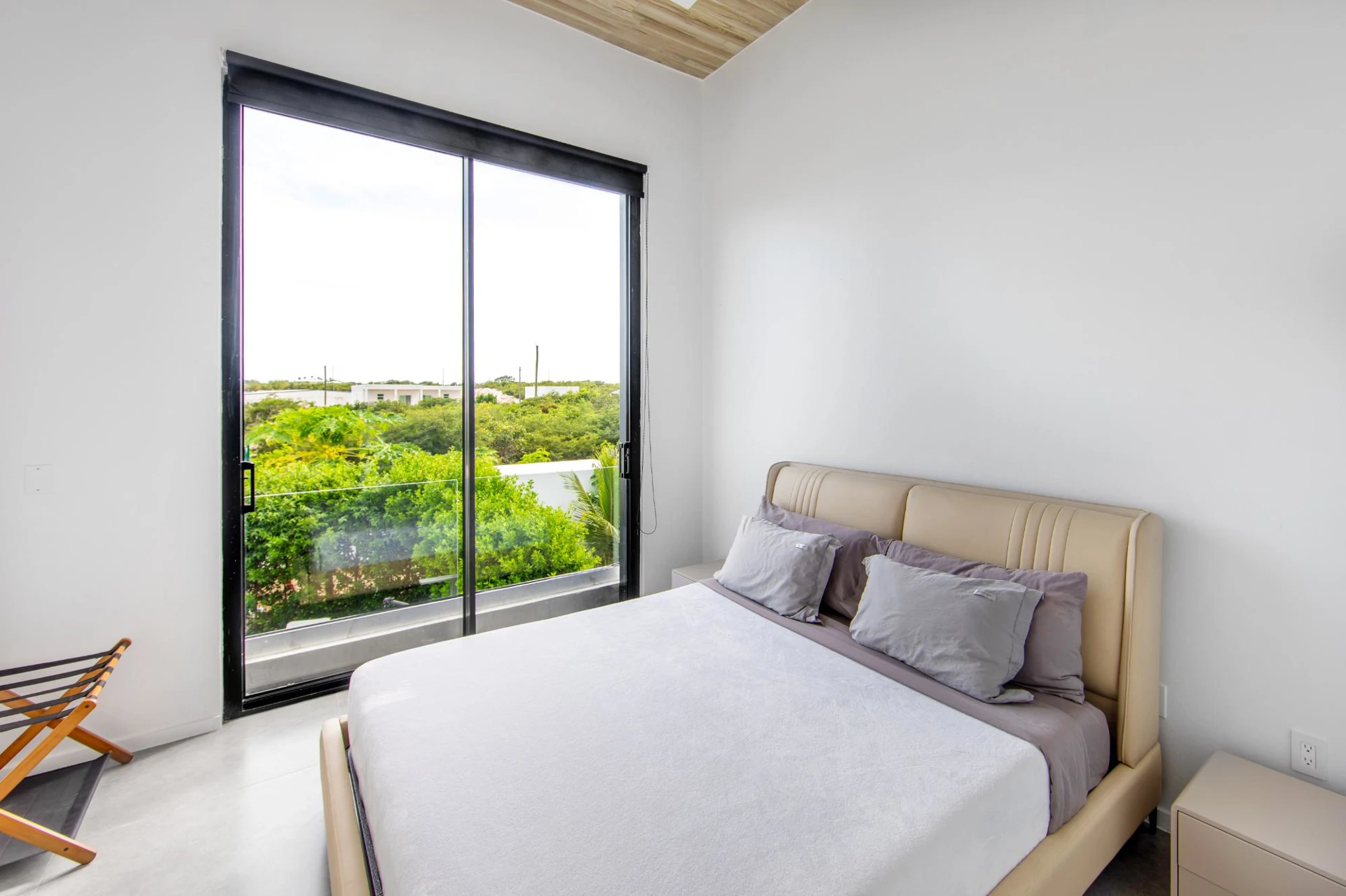 Live Love Laugh - Gallery image 35