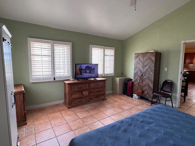 CANAL WATERFRONT GEM - Gallery image 3