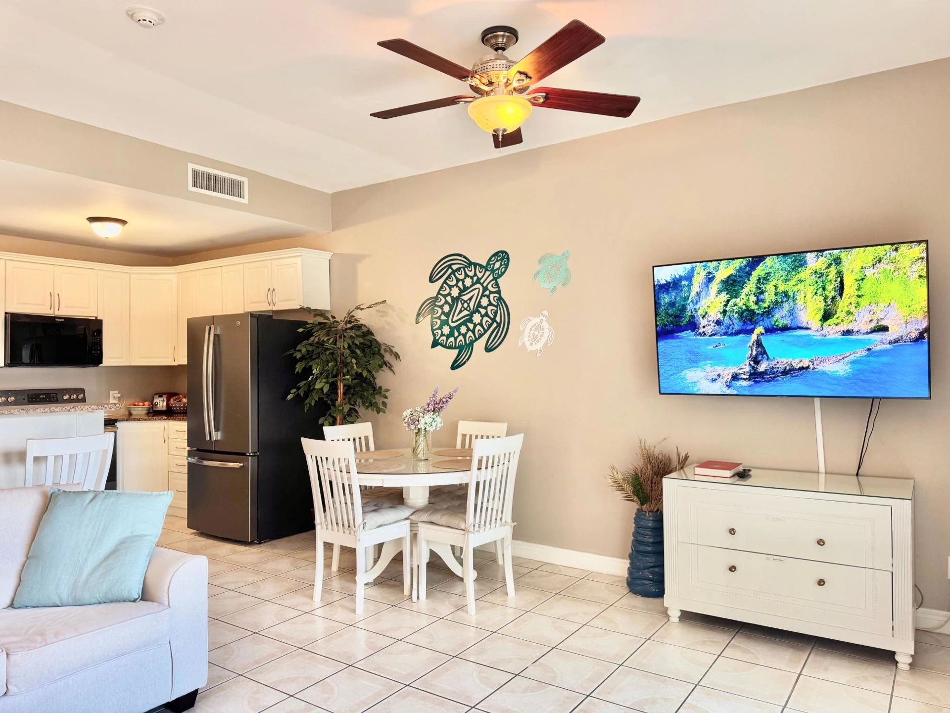 Queen Angel A104 - Gallery image 5