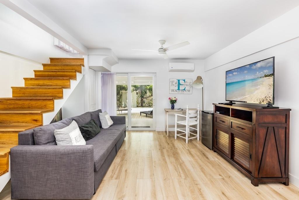 TREETOP VILLA 26 Richmond Hill - Gallery image 16