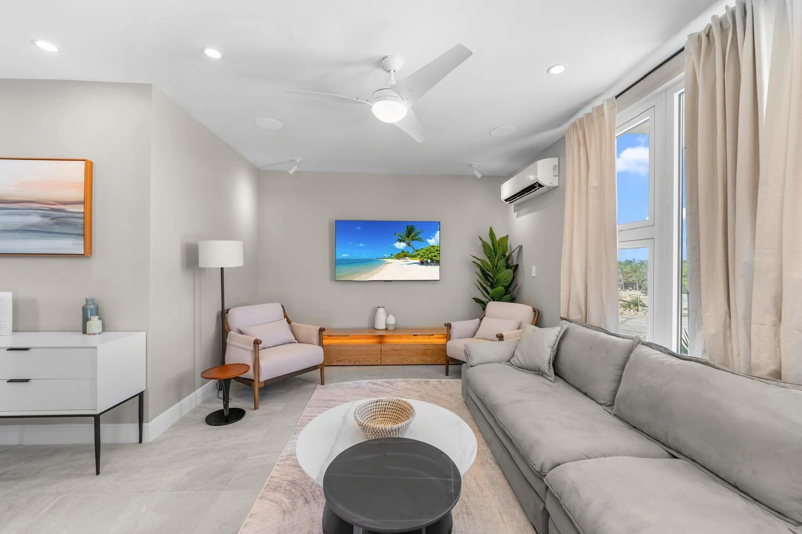 Luz Maria Villa - Gallery image 15