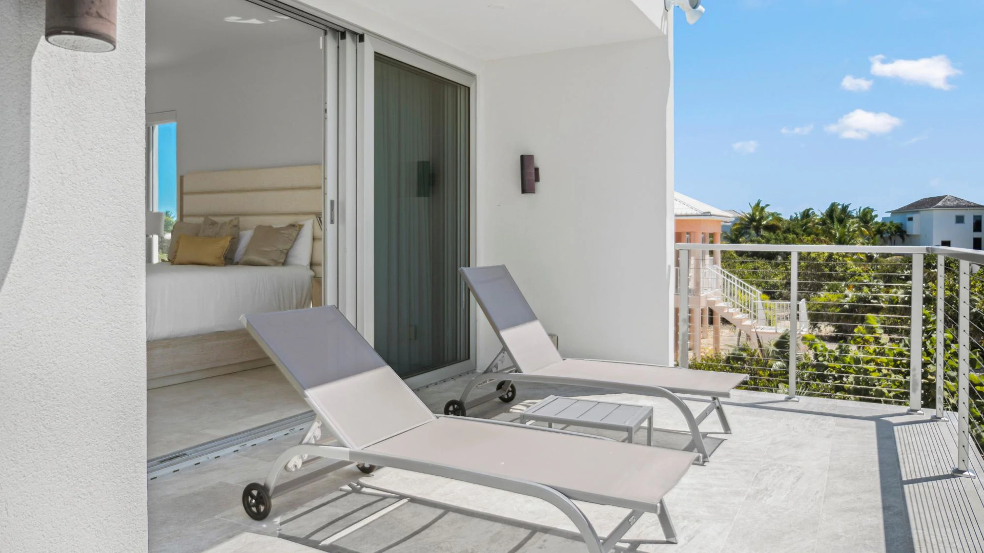 PURE WATER VILLA-HUMMINGBIRD LANE - Gallery image 35