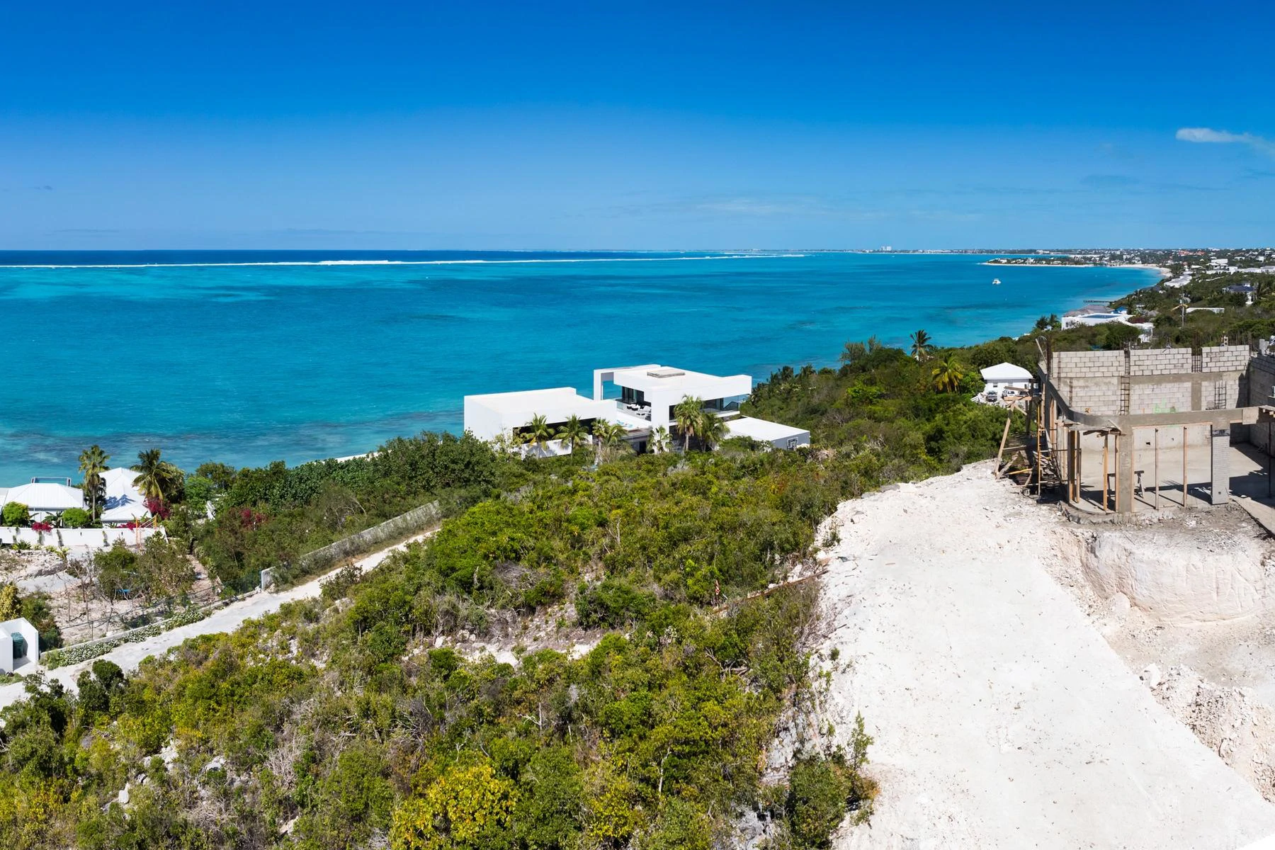 Villa 2 - The Summit - Blue Mountain Ocean View - Gallery image 6