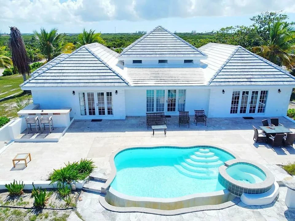 Pelican Beach Villa #1 - Gallery image 3