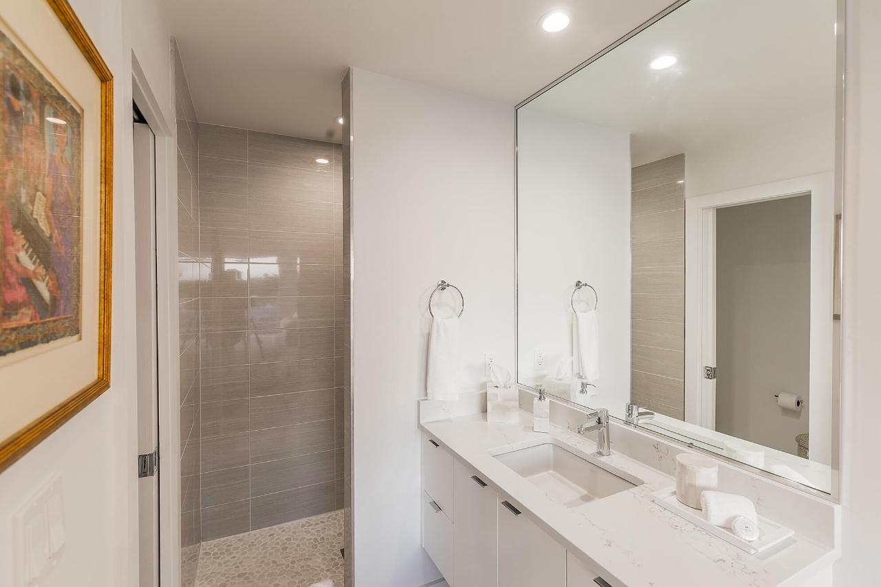 Sunset Beach Villa Aqueous - Gallery image 8