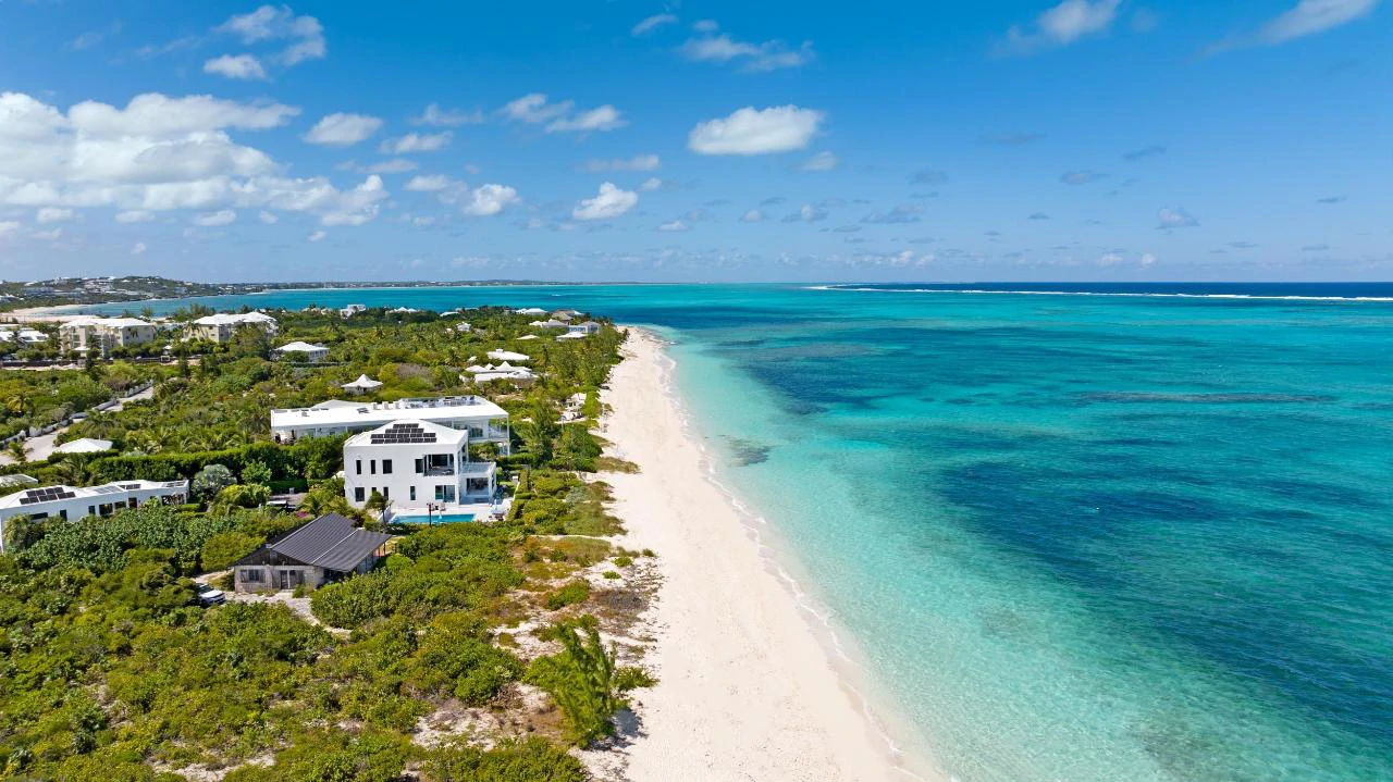 Beachfront Development Land - Gallery image 2