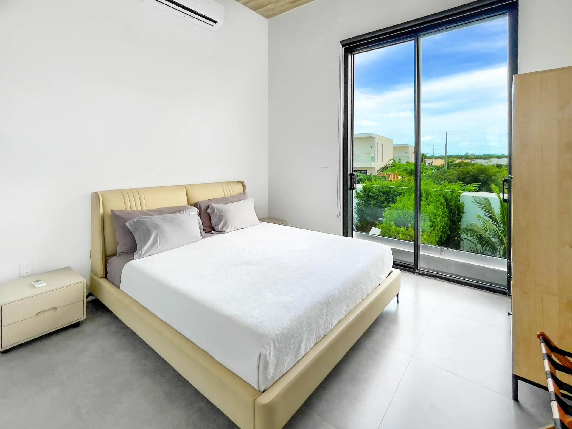 Live Love Laugh - Gallery image 24