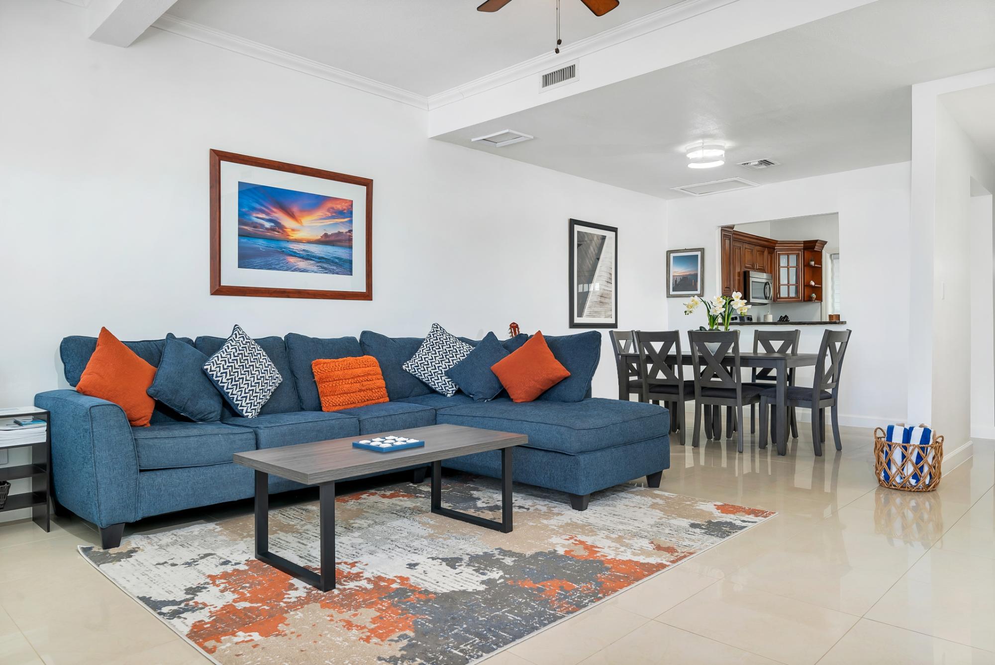 Baywell Townhome - Gallery image 3
