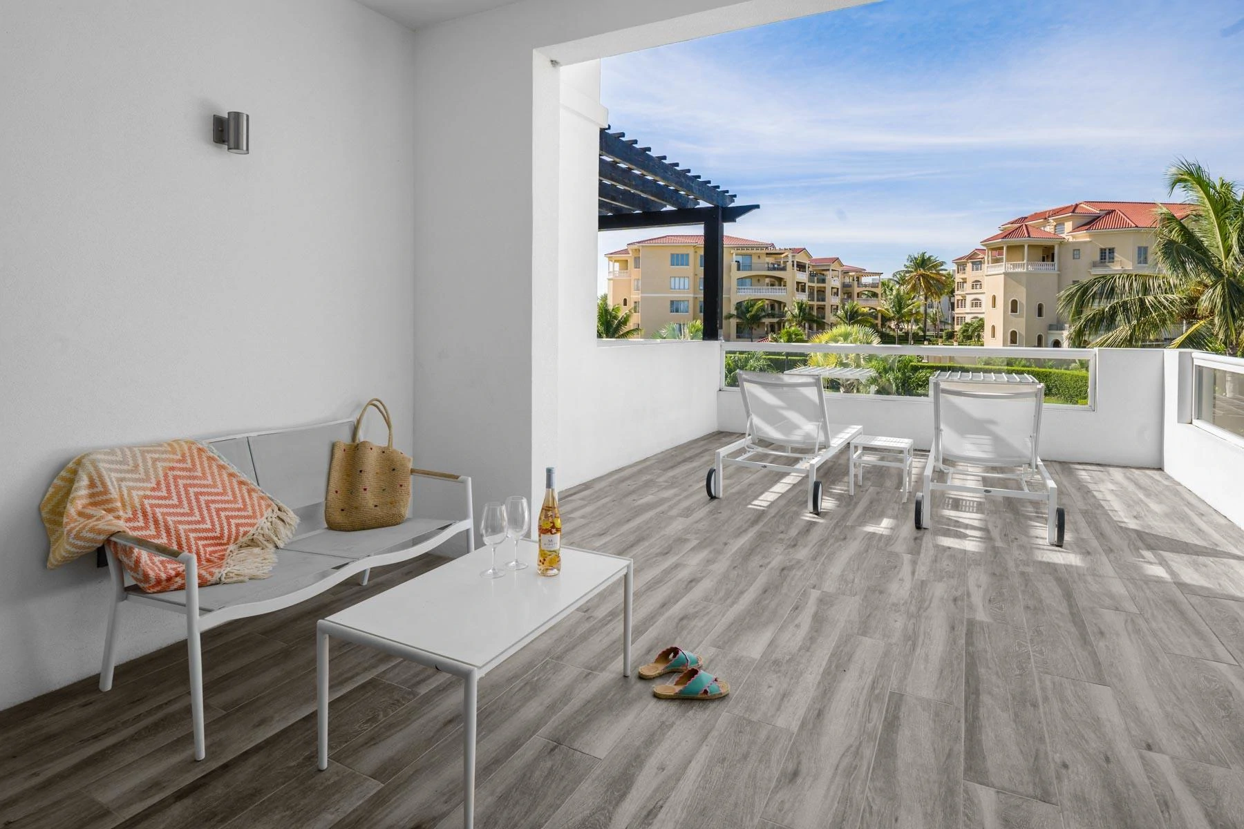 The Tides - Gallery image 7