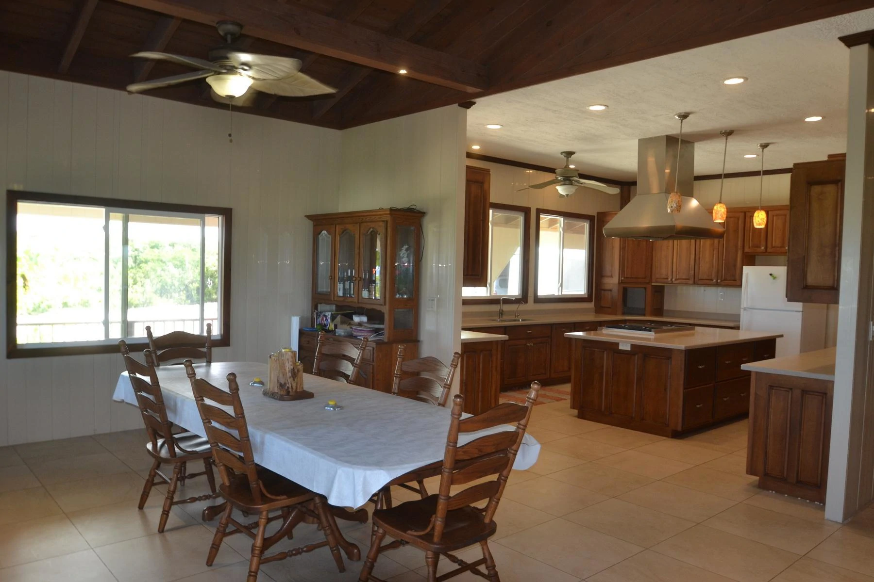 Hilltop House - Gallery image 4