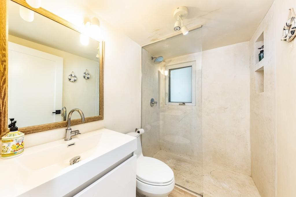 TREETOP VILLA 26 Richmond Hill - Gallery image 21