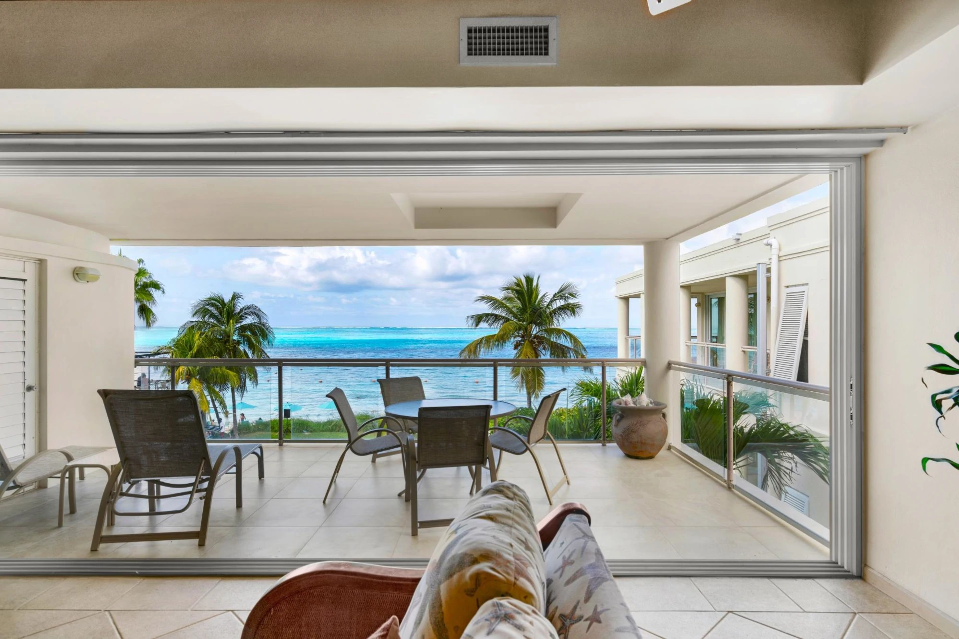 Coral Gardens on Grace Bay - Gallery image 8