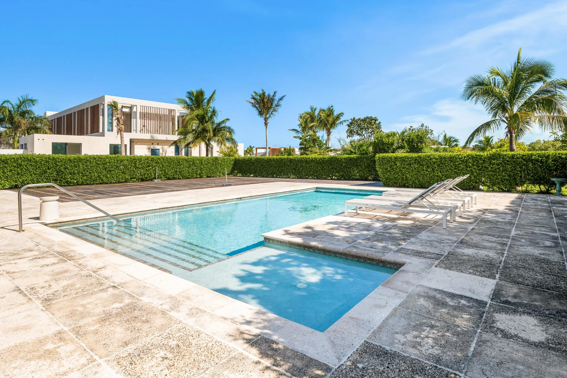 Last Resort - Gallery image 11