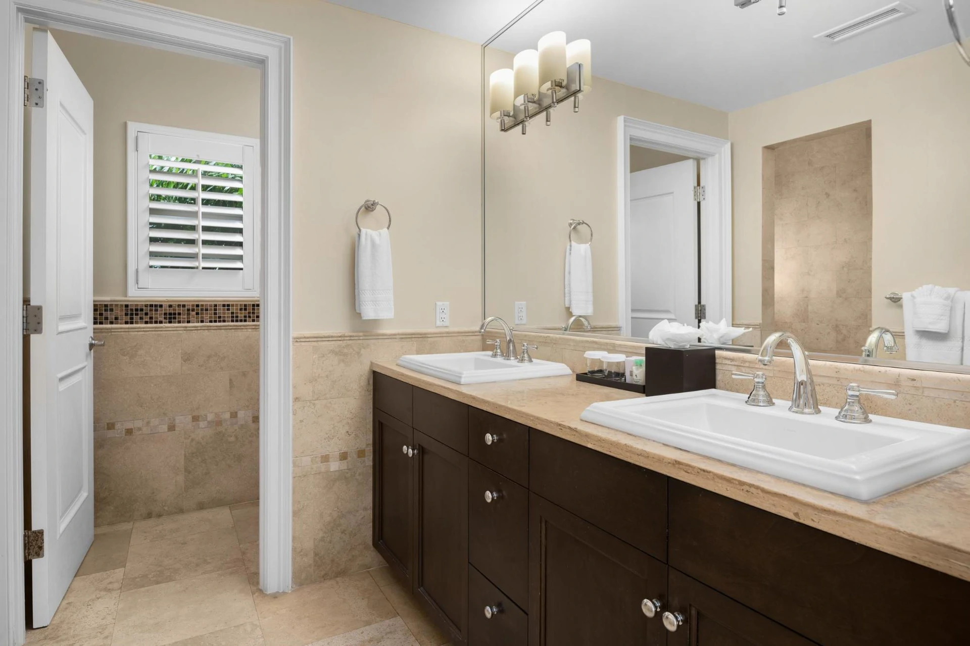 Windsong Resort - Suite 124 - Gallery image 11