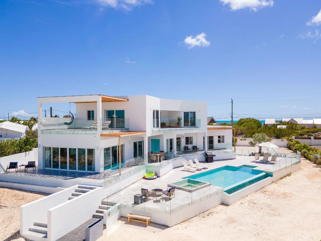 6IX Villa - Gallery image 2