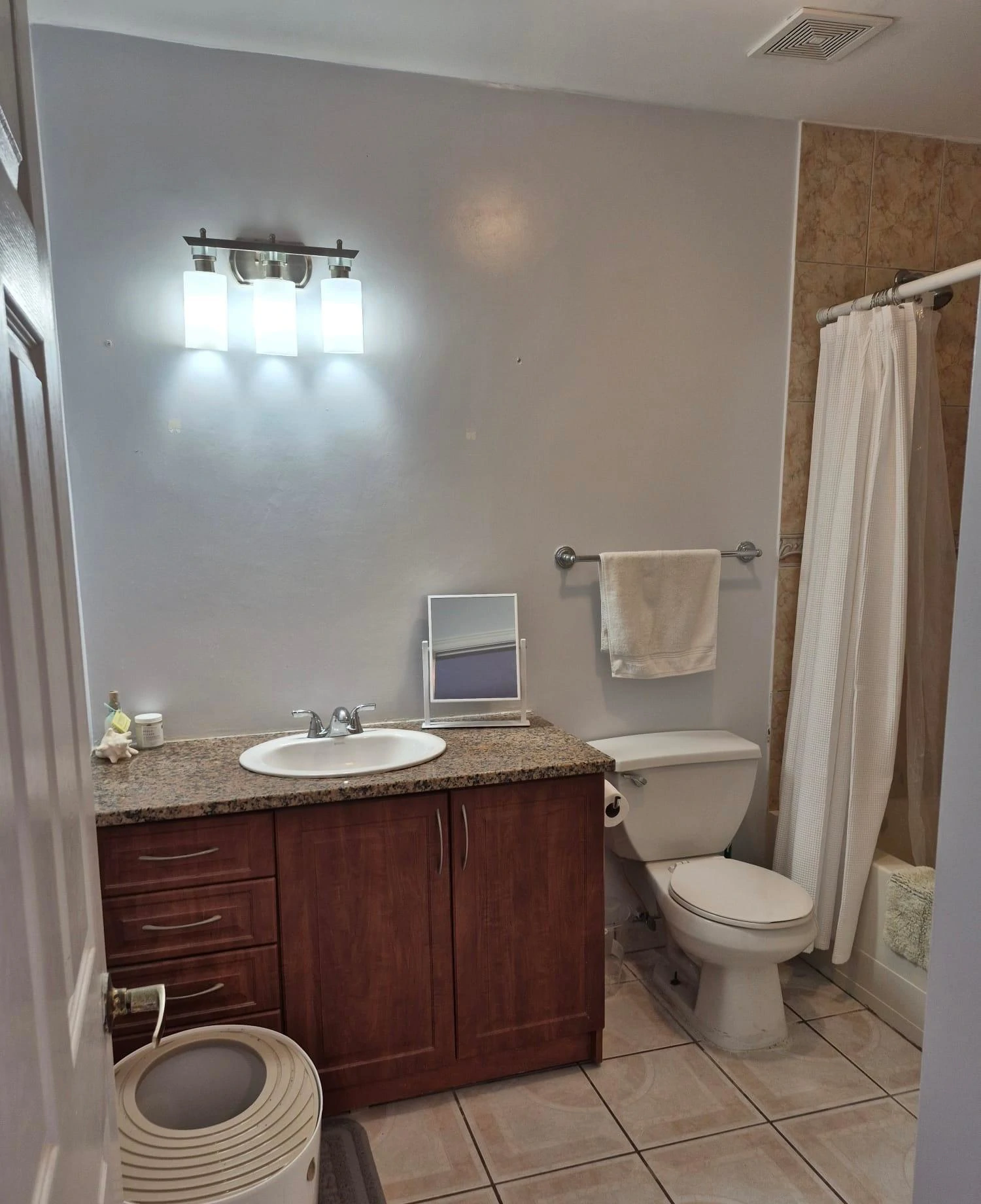 B304 Queen Angel - Gallery image 30