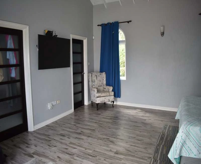 Cascade Manor, Caye Mange, Gros Islet. - Gallery image 28