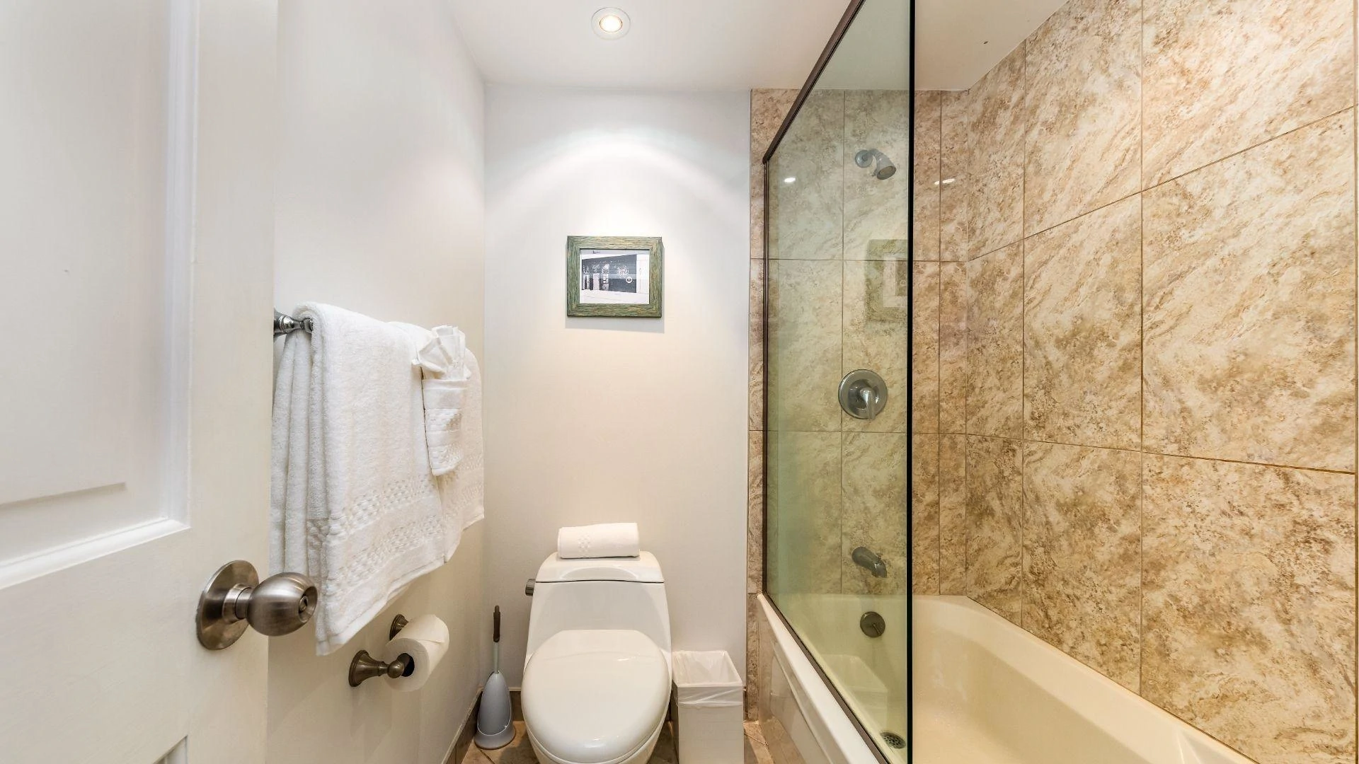 E12 The Yacht Club - Gallery image 15