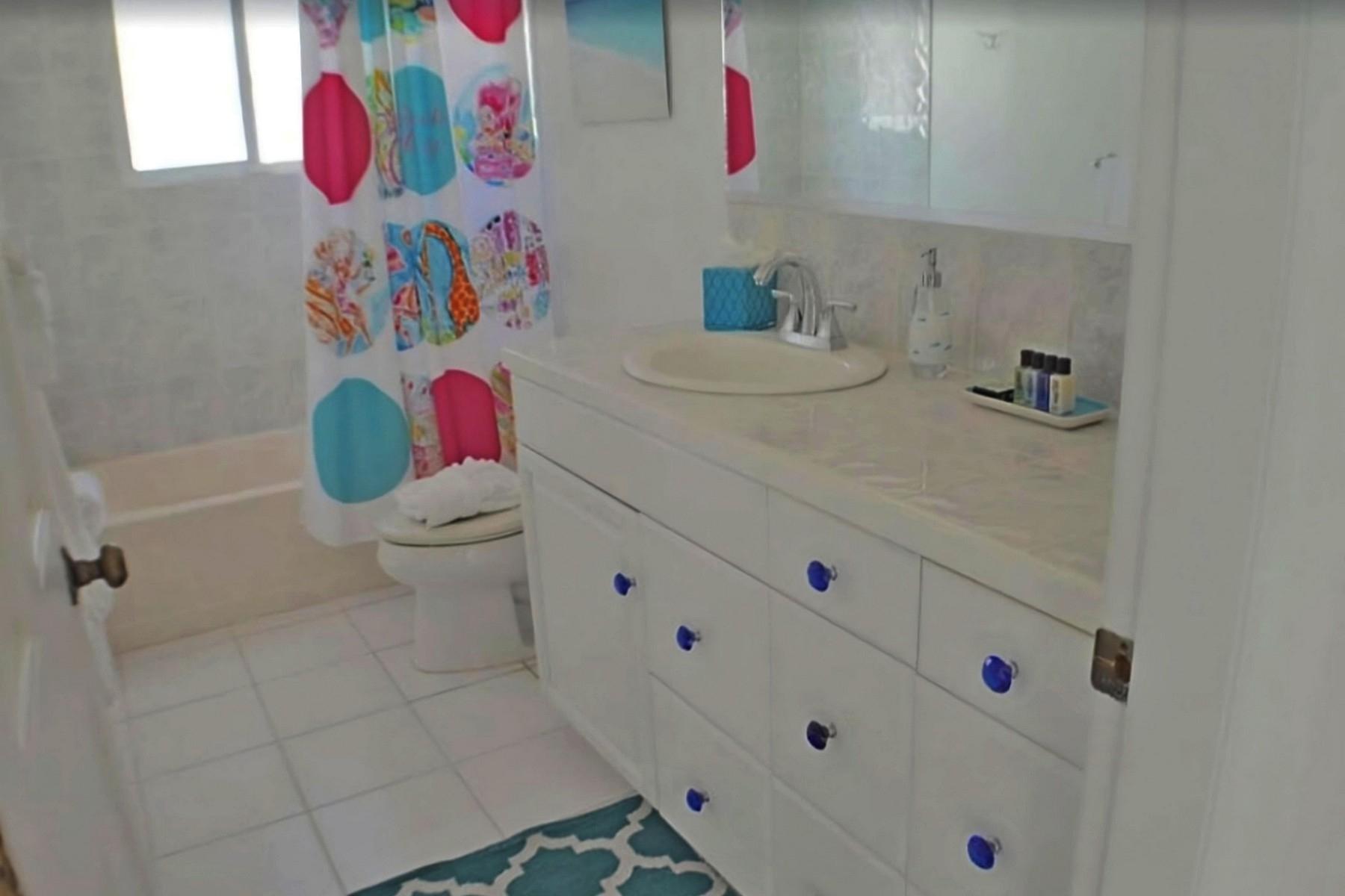 Beach Daze Villa - Gallery image 10