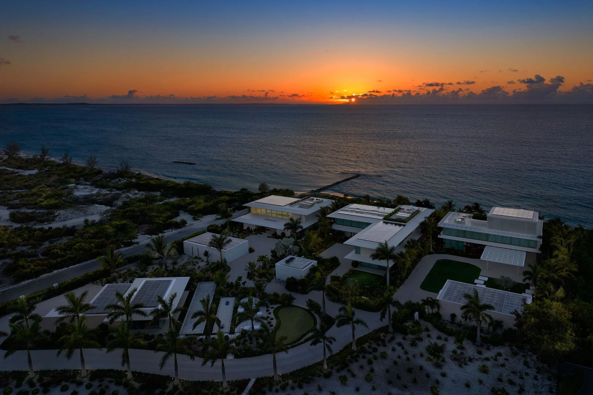 RESERVE 3 AT GRACE BAY BY BEACH ENCLAVE - Gallery image 48