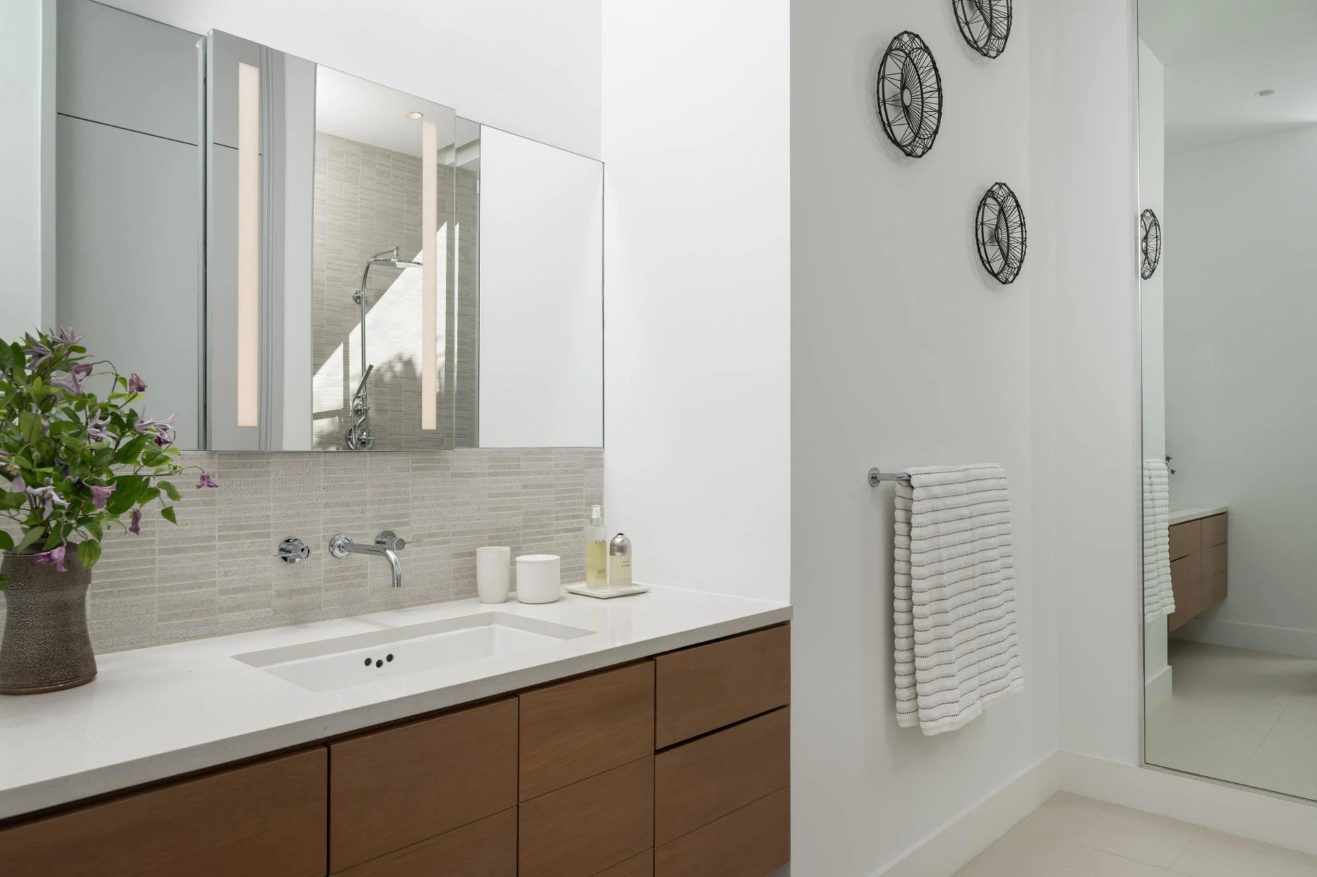 Blue Cay Estate Canal Front - Gallery image 29