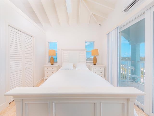 Upper North BEACH CONDOS - Gallery image 18