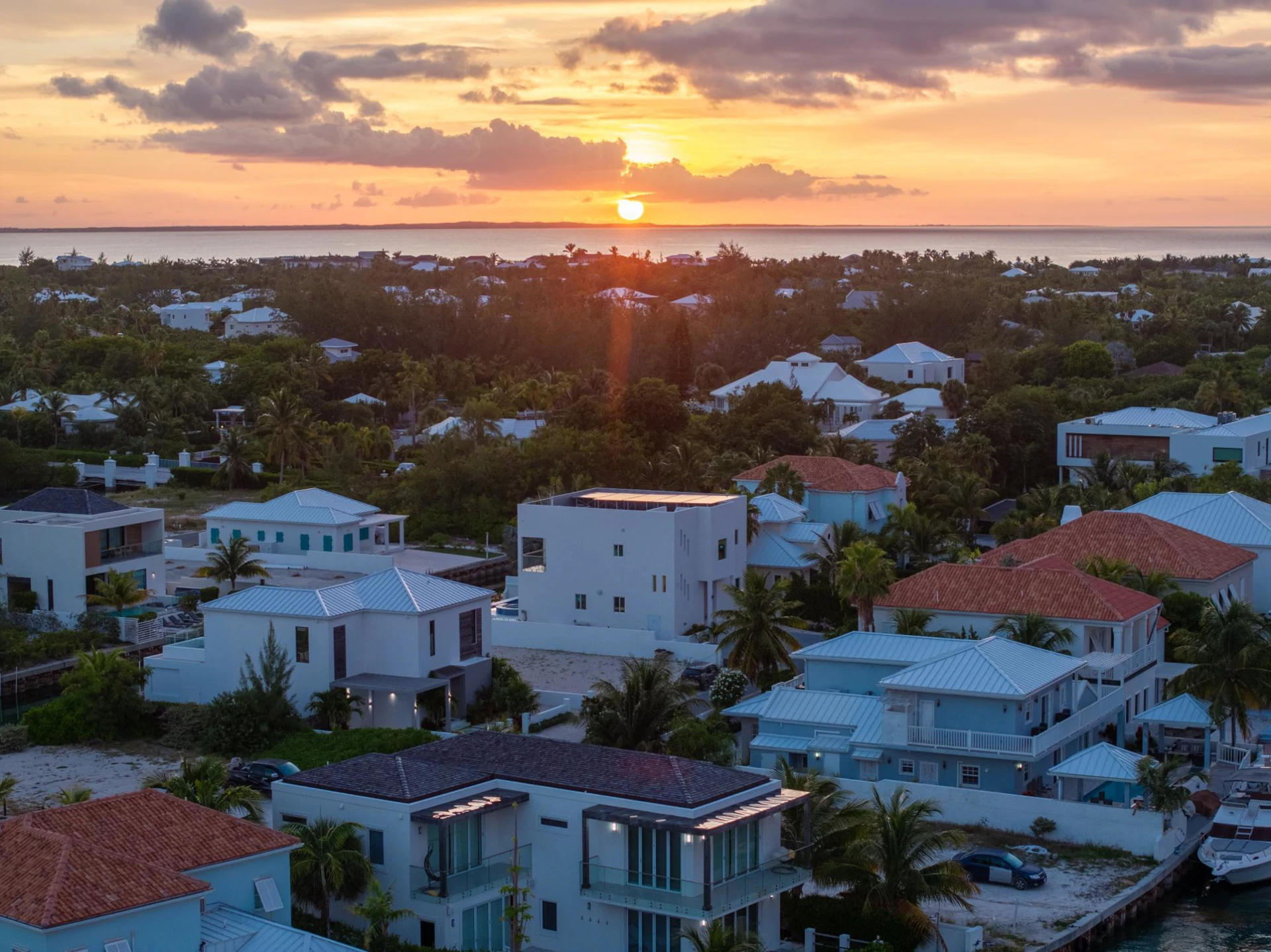 BLUE DIAMOND VILLA - Gallery image 10