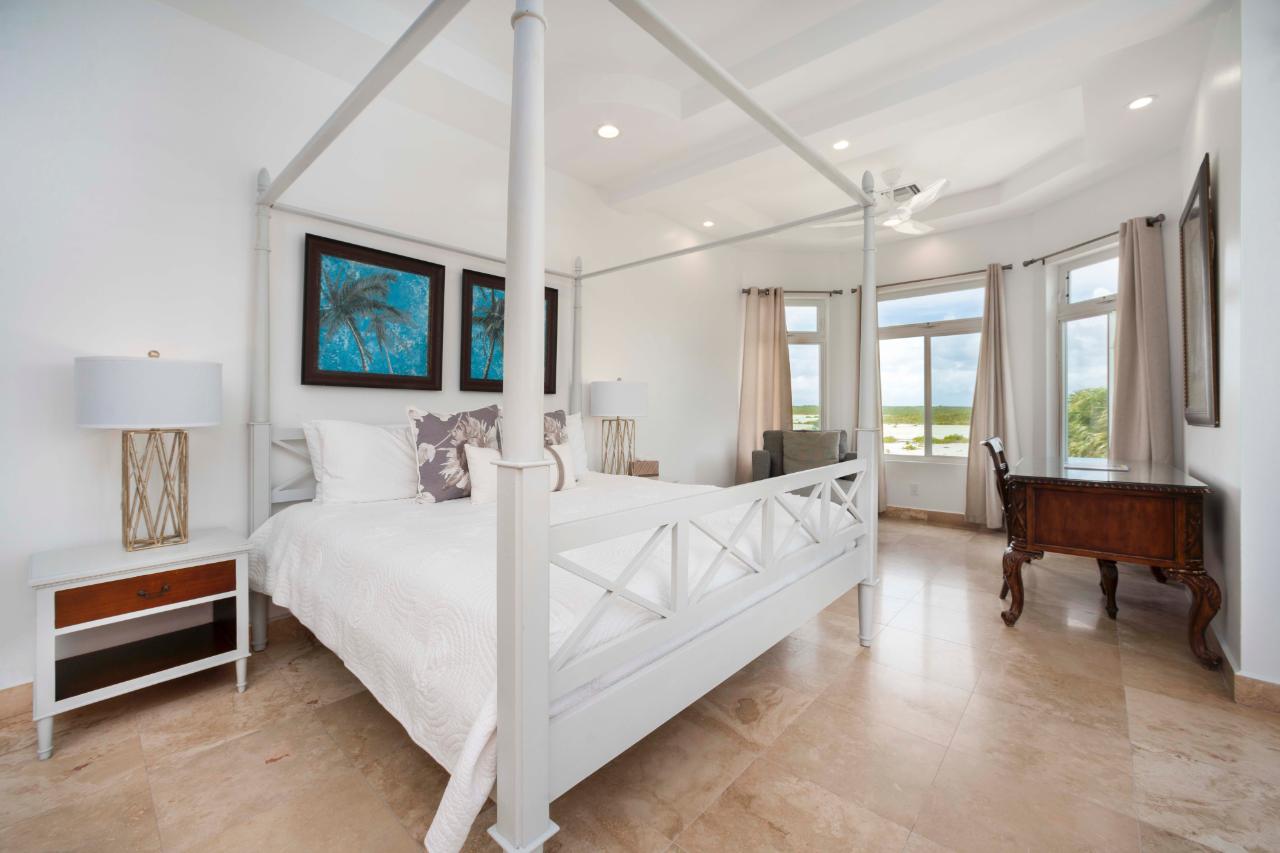 Villa de Ligera, Turtle Tail Waterfront - Gallery image 11