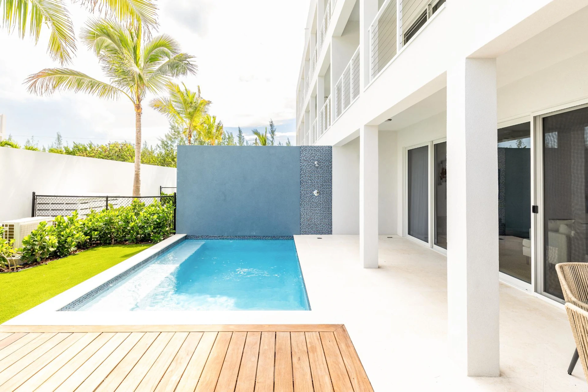 White Coral townhomes - Gallery image 8