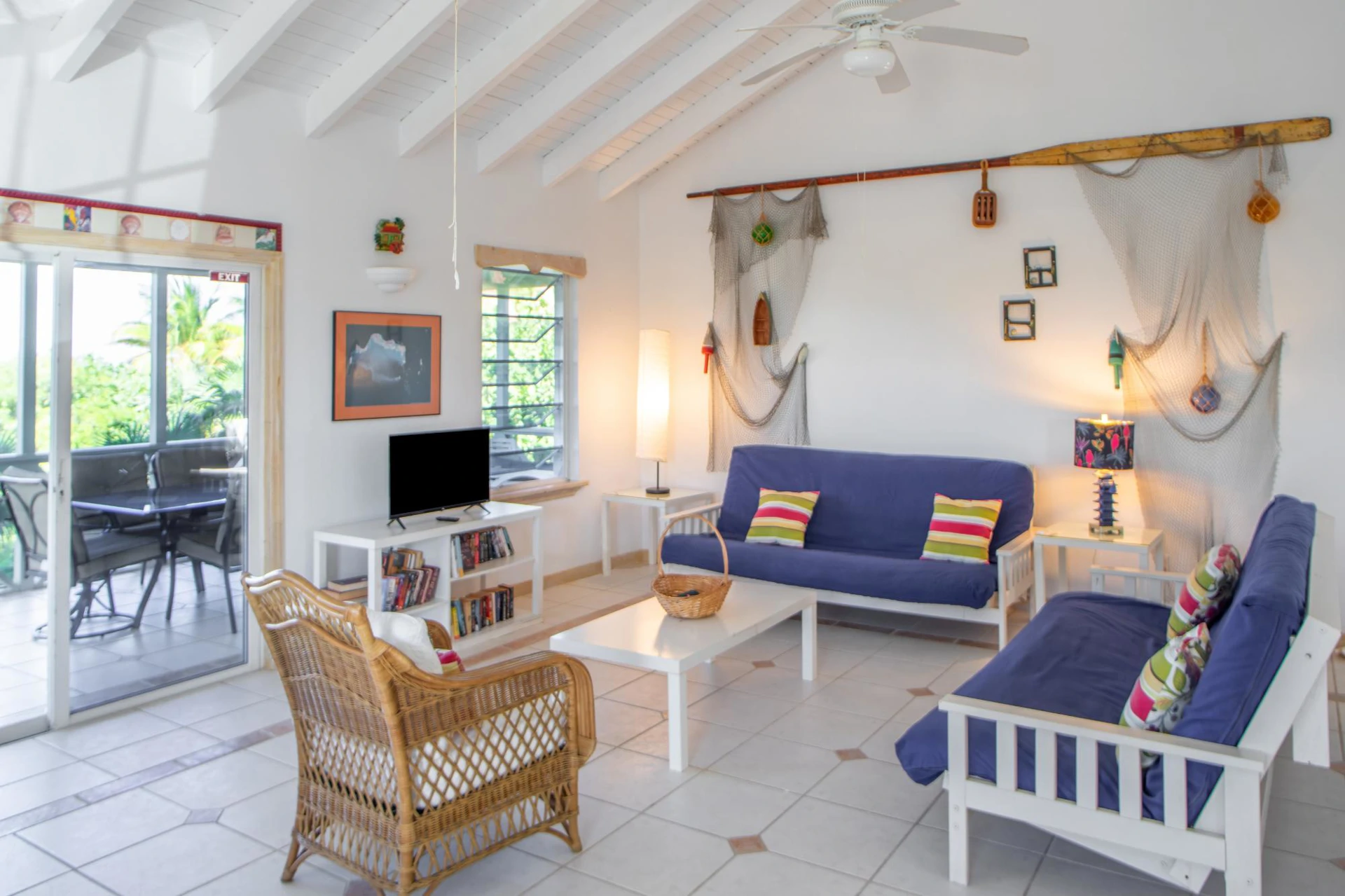 VACATION HOME STEPS FROM A PRISTINE N.CAICOS BEACH - Gallery image 5