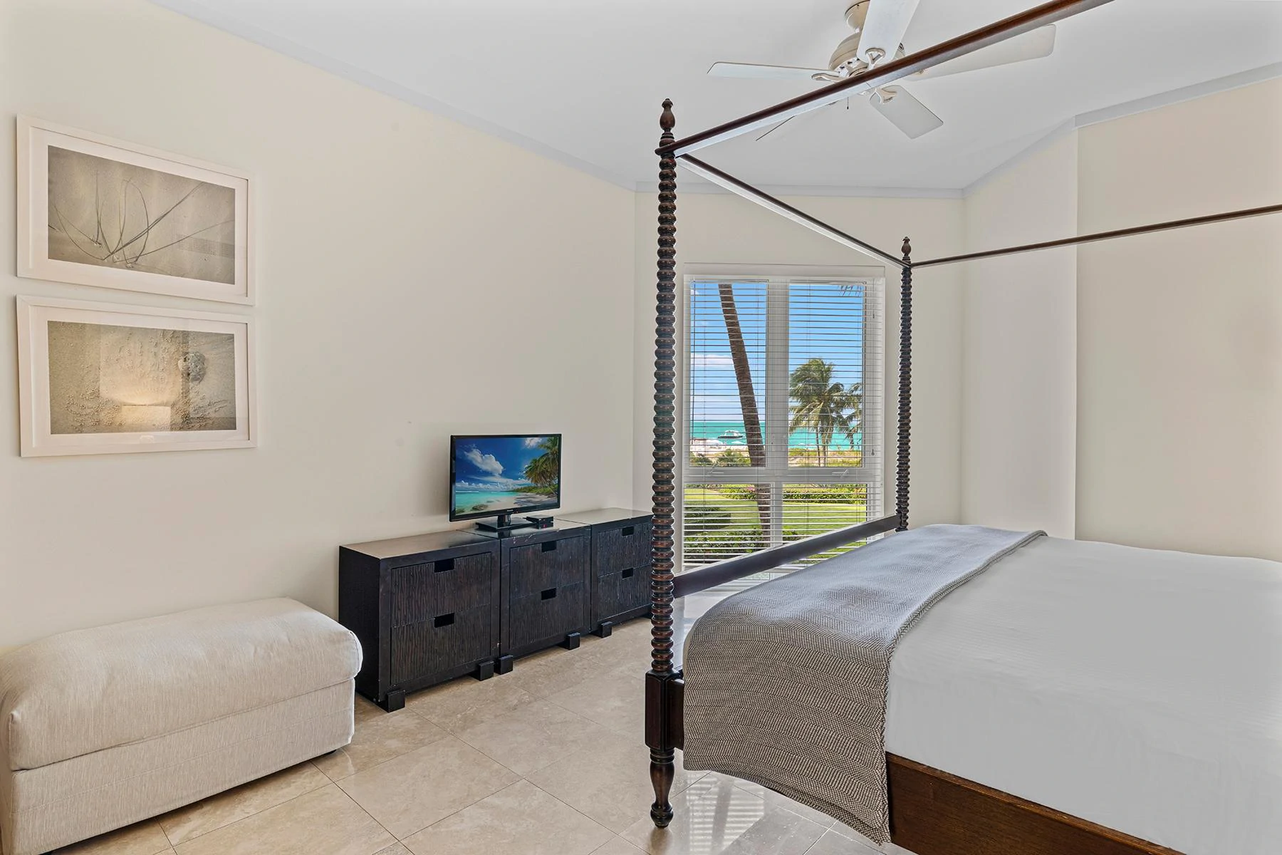 WEST BAY CLUB - Gallery image 16