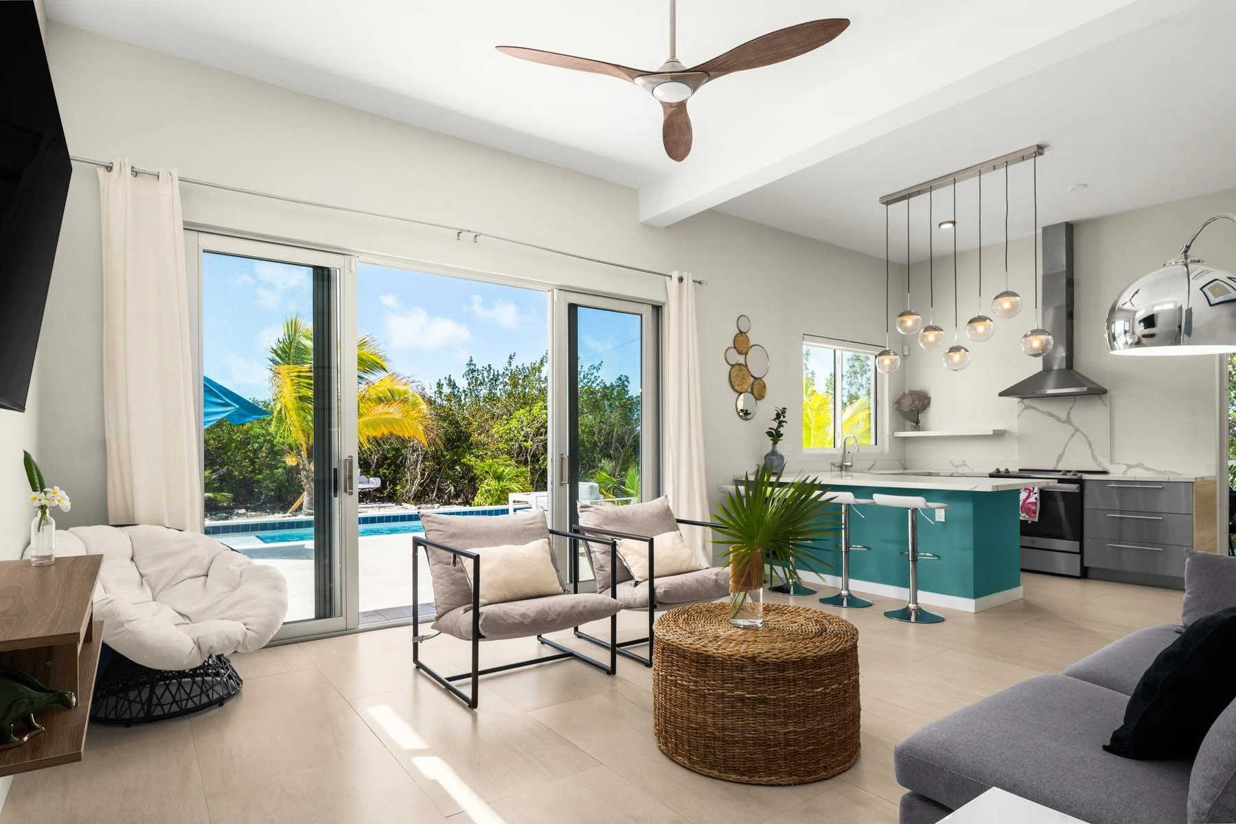 Blue Lotus & Golden Lotus - Gallery image 5