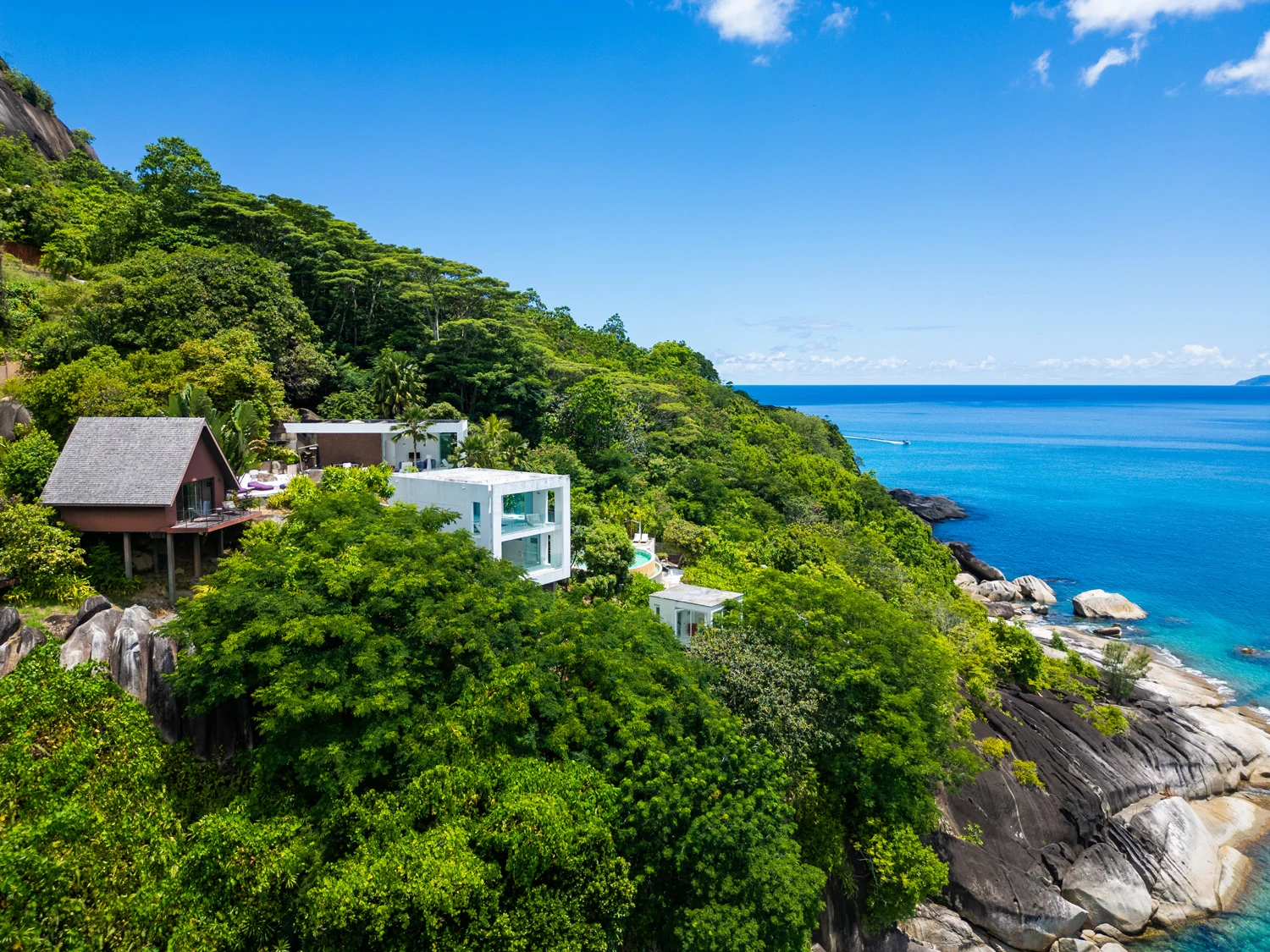 Architectural modernist beachfront villa for sale in Mahé, Seychelles - Gallery image 27