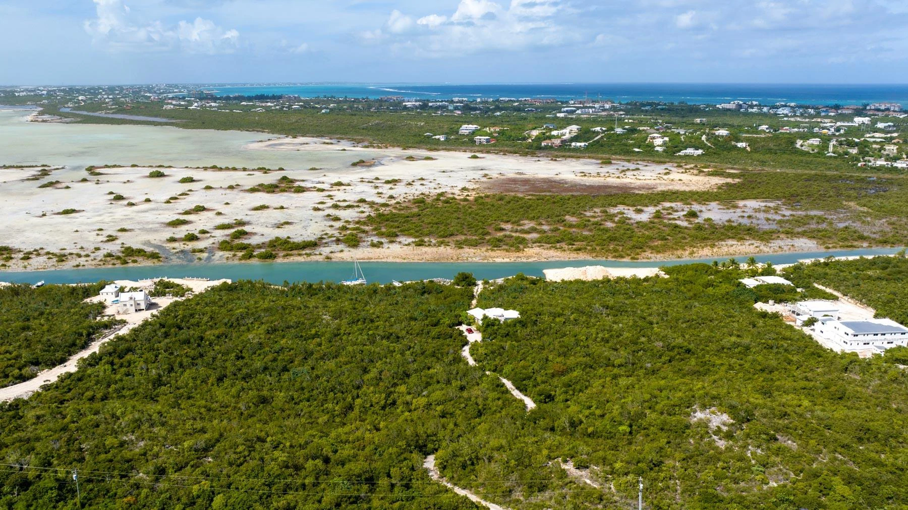 Canalfront Home - Gallery image 18