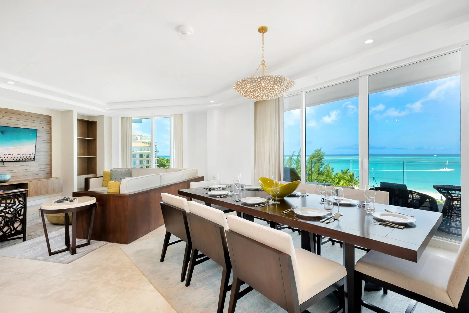 UNIT A4C RITZ CARLTON 3BR/4BA/DEN/LAUNDRY - Gallery image 8