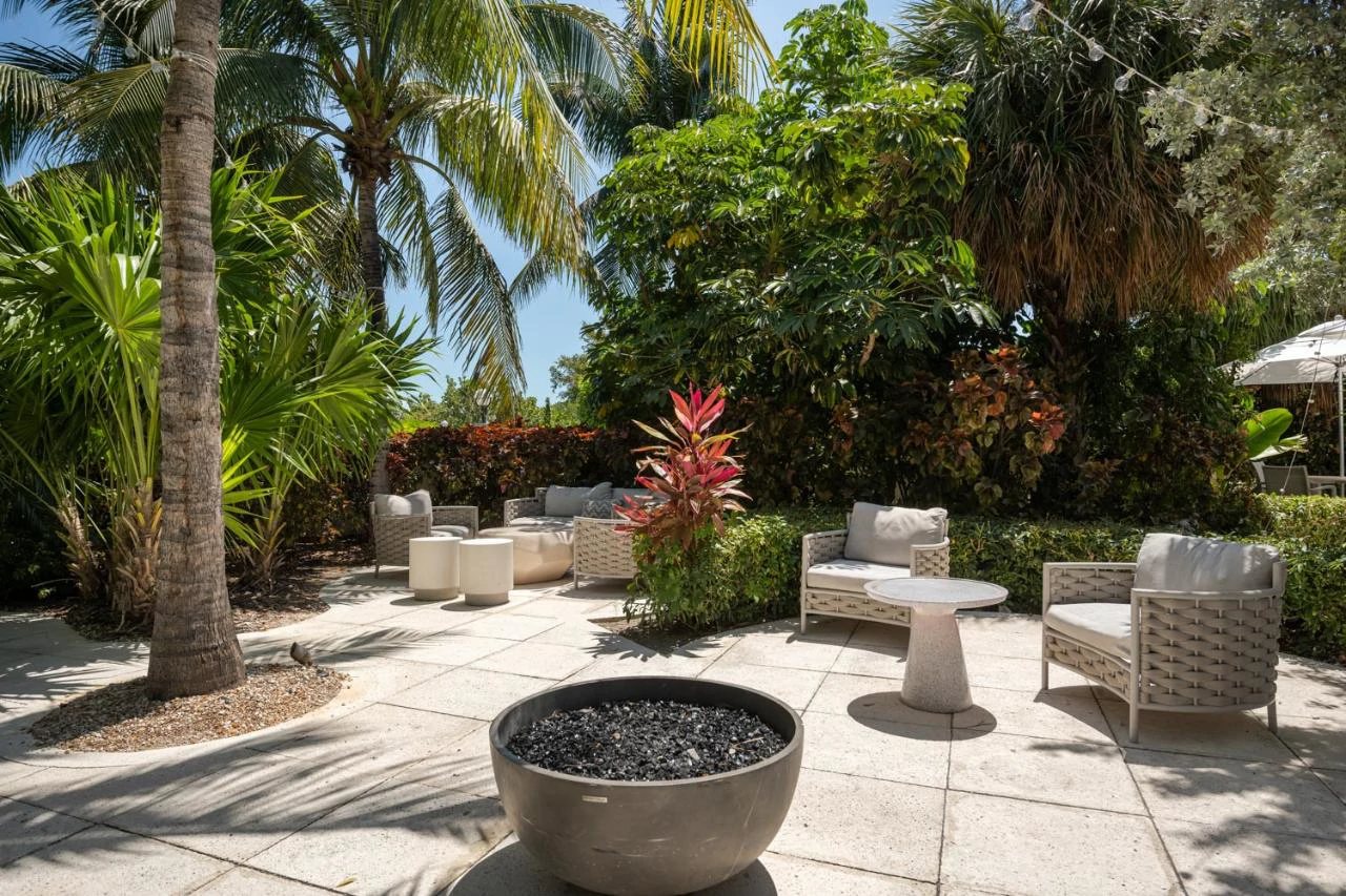 WEST BAY CLUB Suite 109 - Gallery image 21