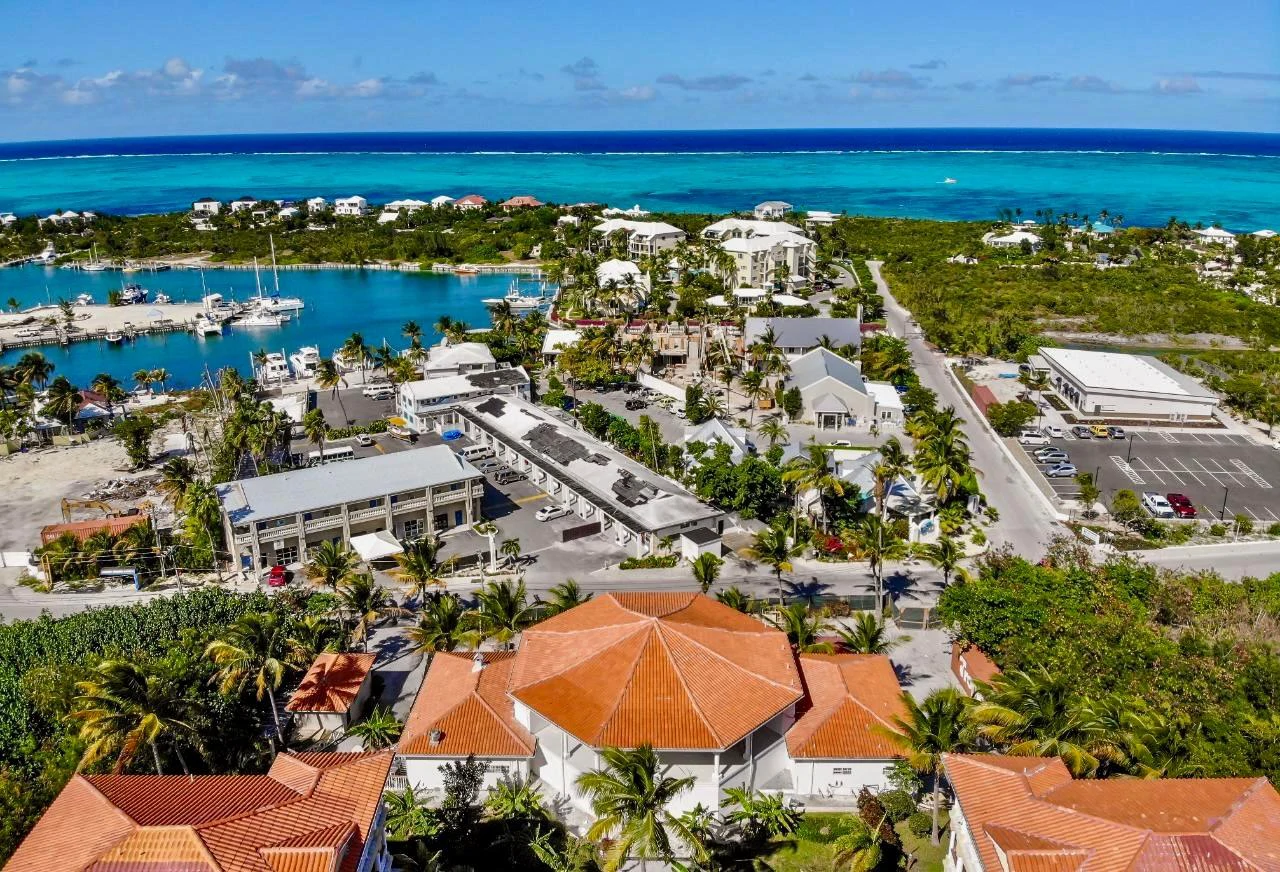 C305 Queen Angel Resort - Gallery image 10