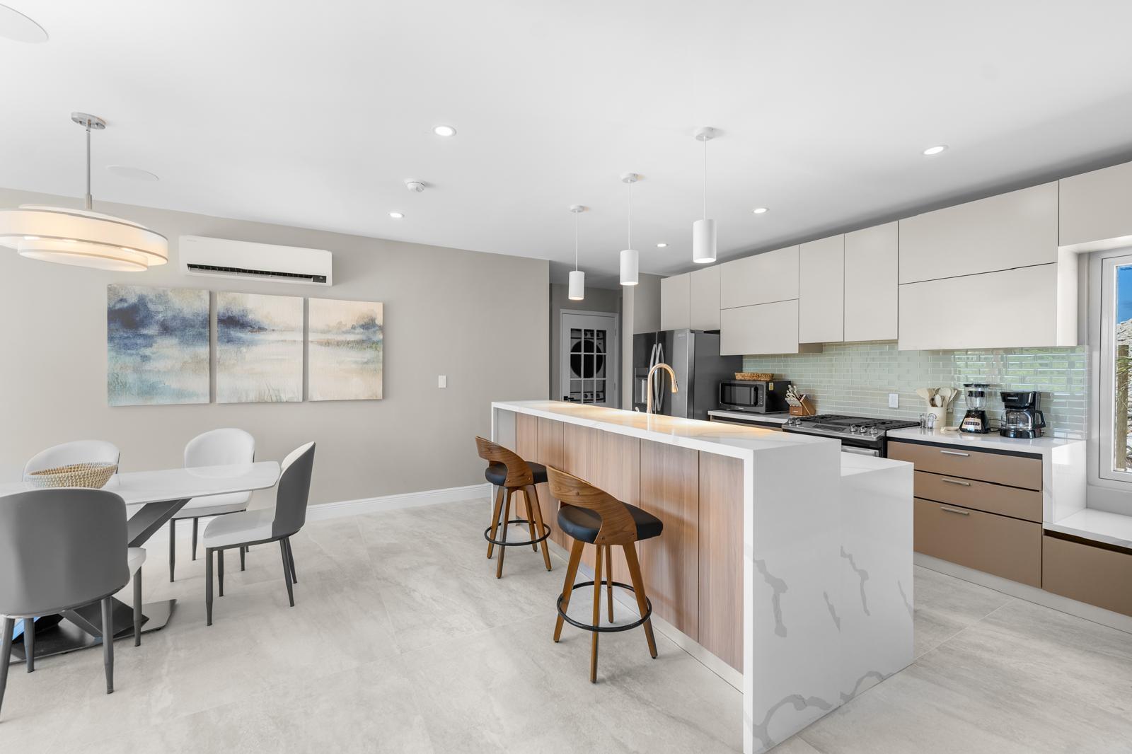 Luz Maria Villa - Gallery image 4