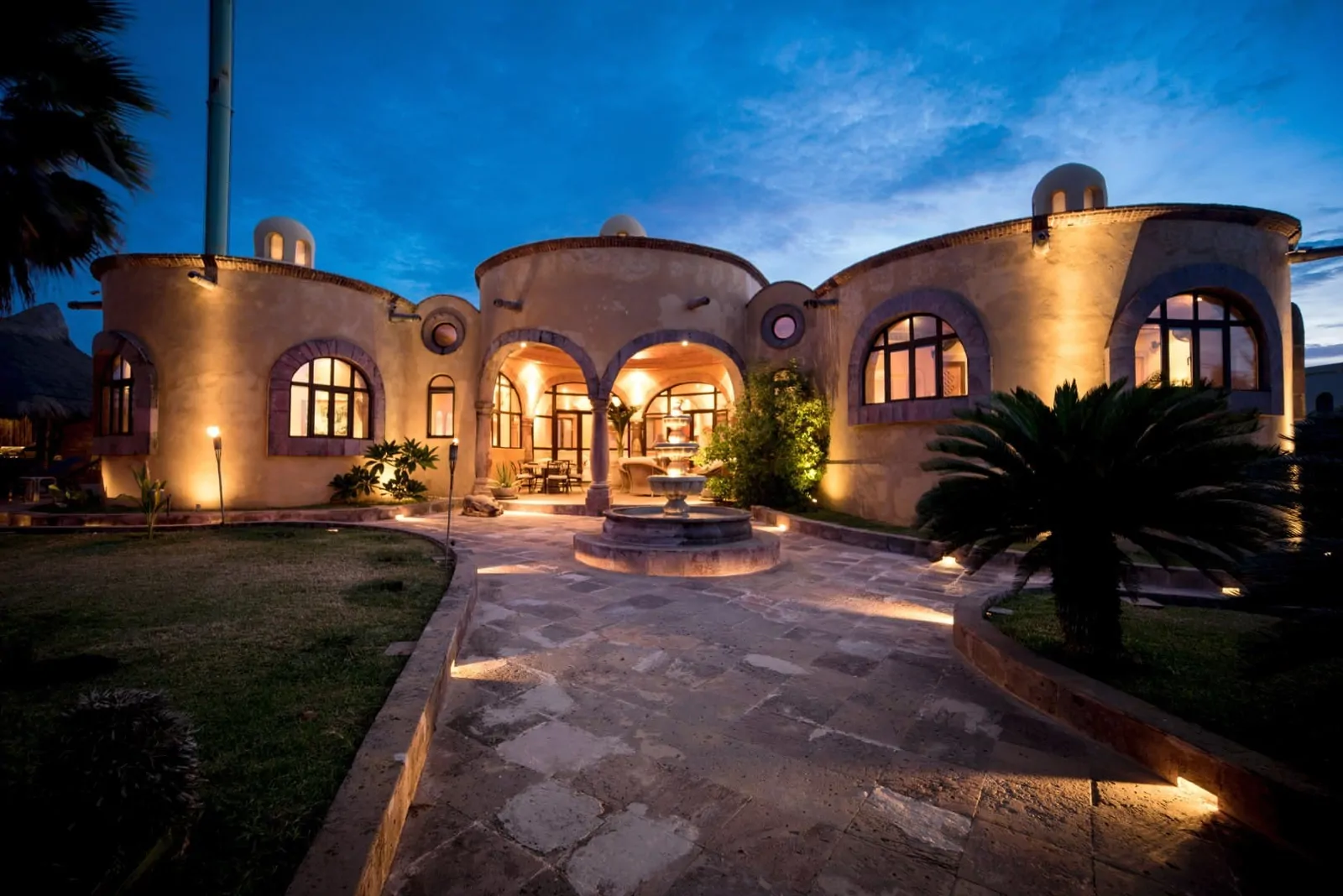 Casa de las Cúpulas 6 Bedroom Ocean View Villa