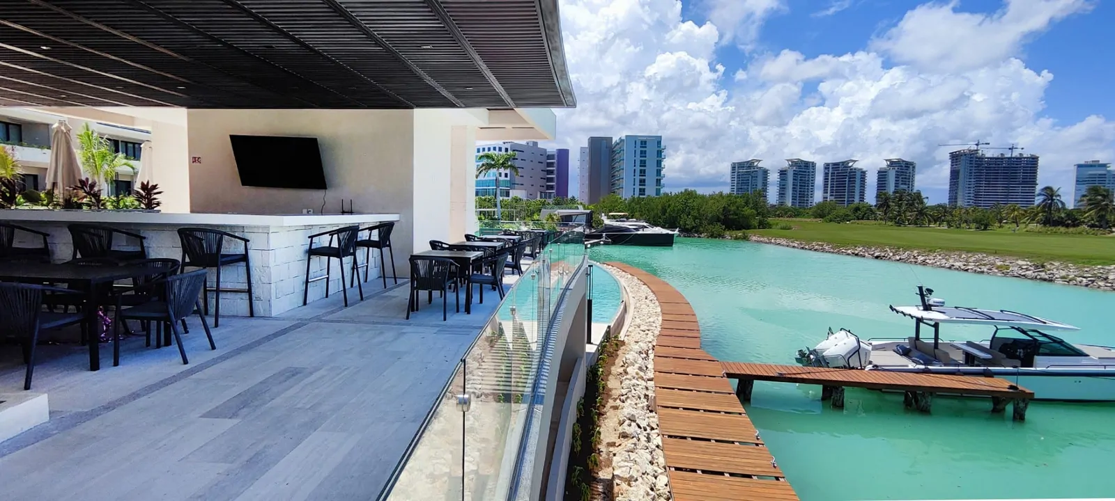 La Vela 2 Bedroom Condo (Listing 5742)