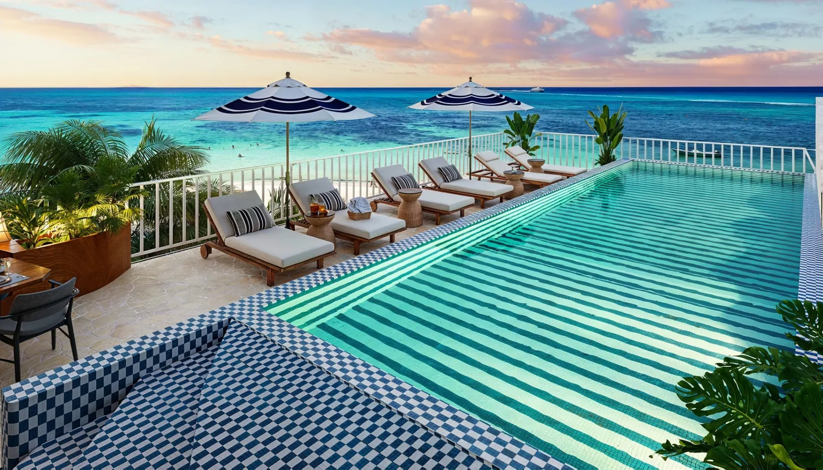 Saint Marine 4 Bedroom Beachfront Penthouse