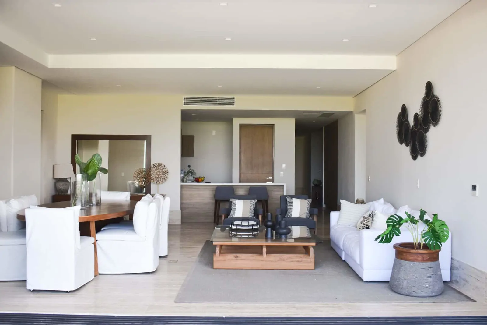 La Vela 2 Bedroom Condo (Listing 5702)